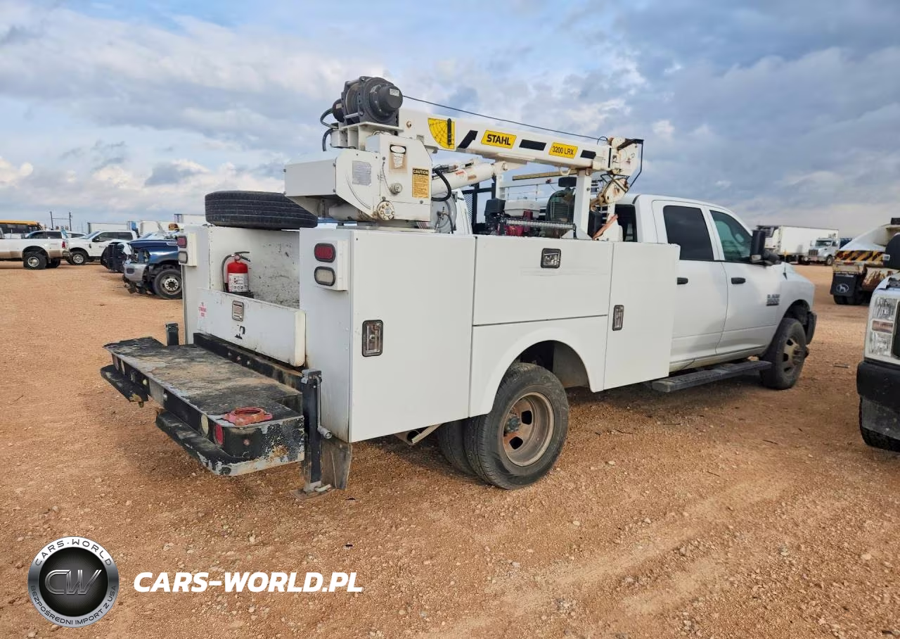 2017 Ram 3500 VIN:3C7WRTCJ8HG678155 - 3