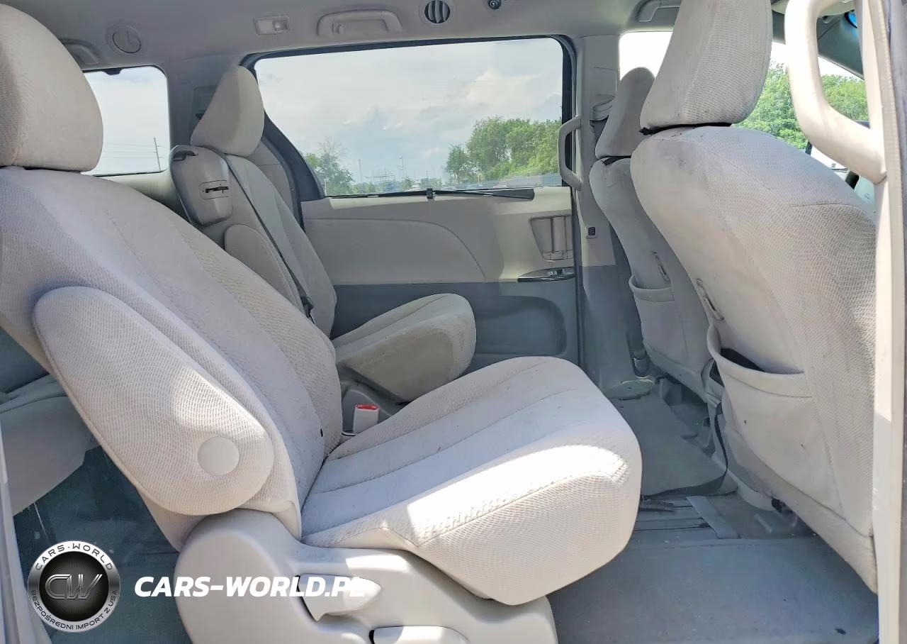 2012 Toyota Sienna Le VIN:5TDKK3DC6CS253480 - 11