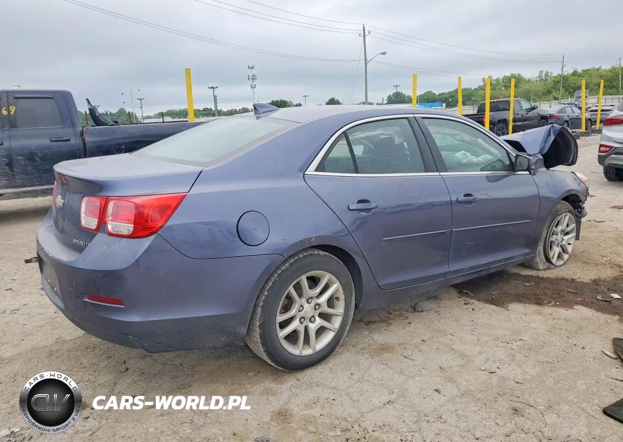 2015 Chevrolet Malibu 1Lt VIN:1G11C5SL3FF335476 - 3