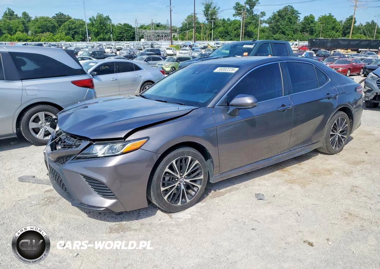 2018 Toyota Camry Se – zdjęcie 1 z 12