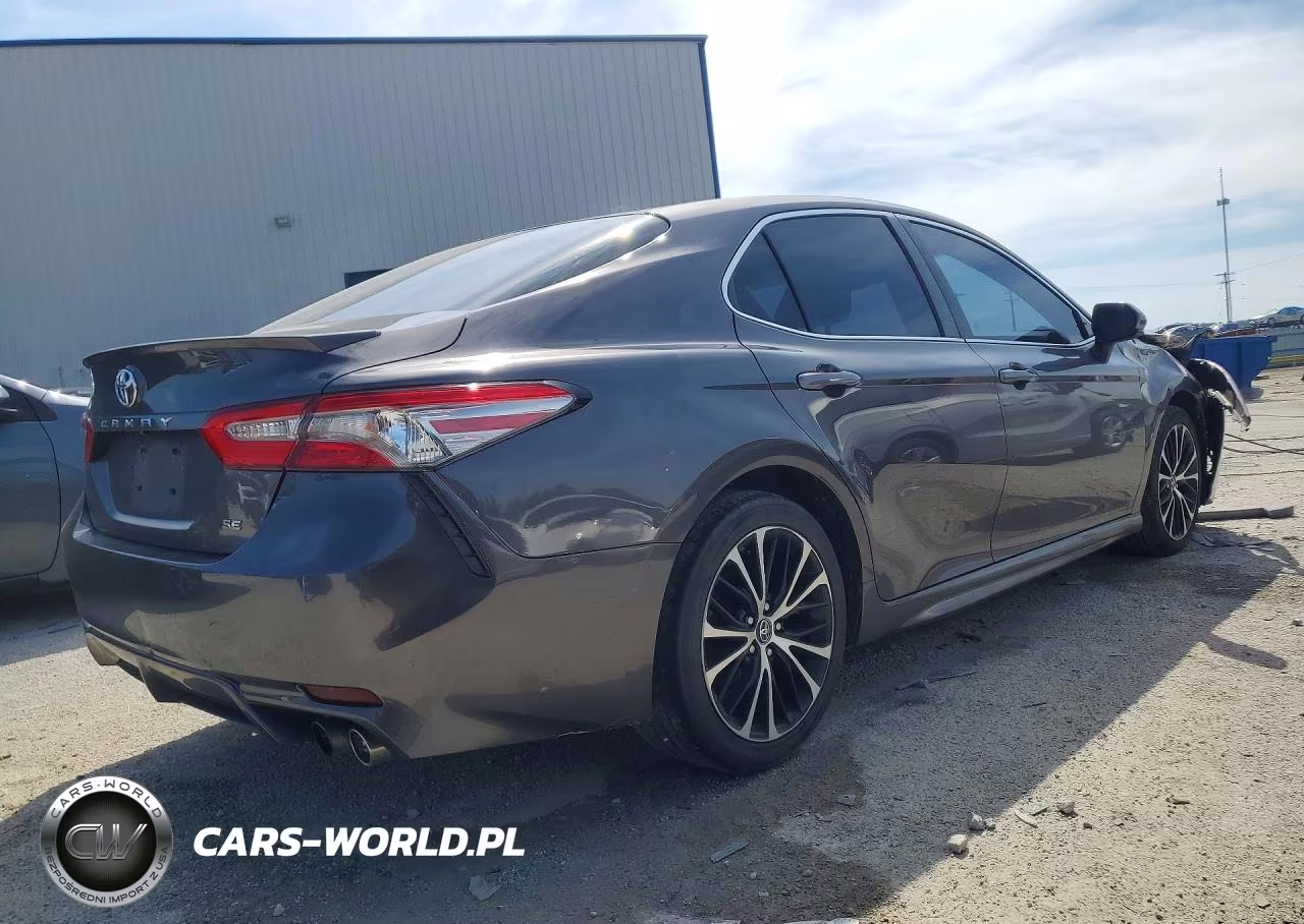 2018 Toyota Camry Se VIN:4T1B11HK6JU022625 - 3