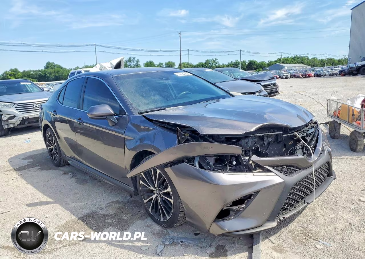2018 Toyota Camry Se VIN:4T1B11HK6JU022625 - 4