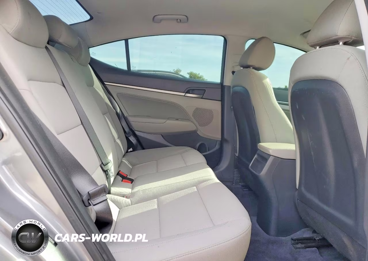2018 Hyundai Elantra Sel VIN:5NPD84LF0JH322949 - 10