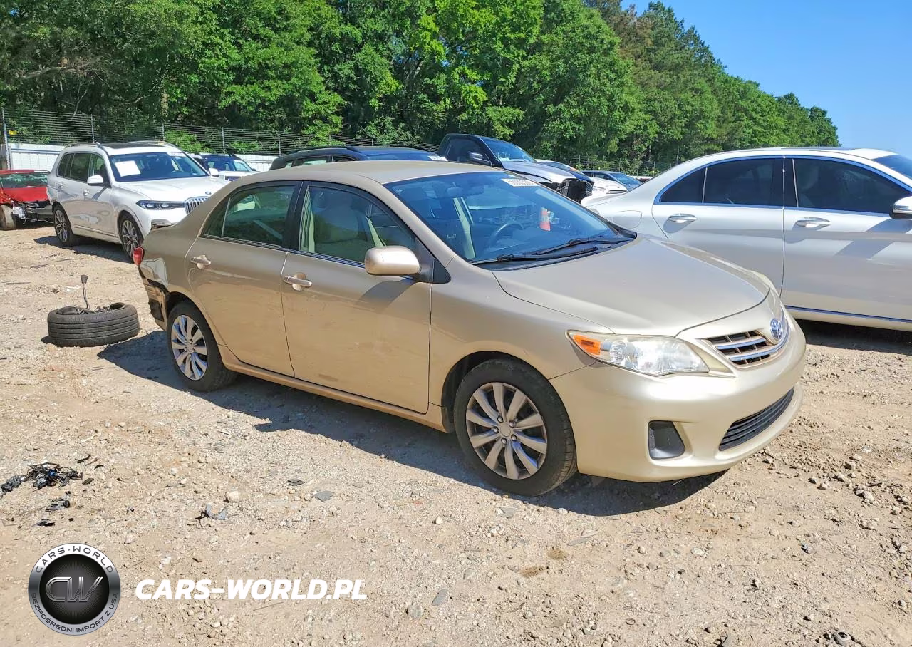 2013 Toyota Corolla Base VIN:JTDBU4EE3DJ114910 - 4