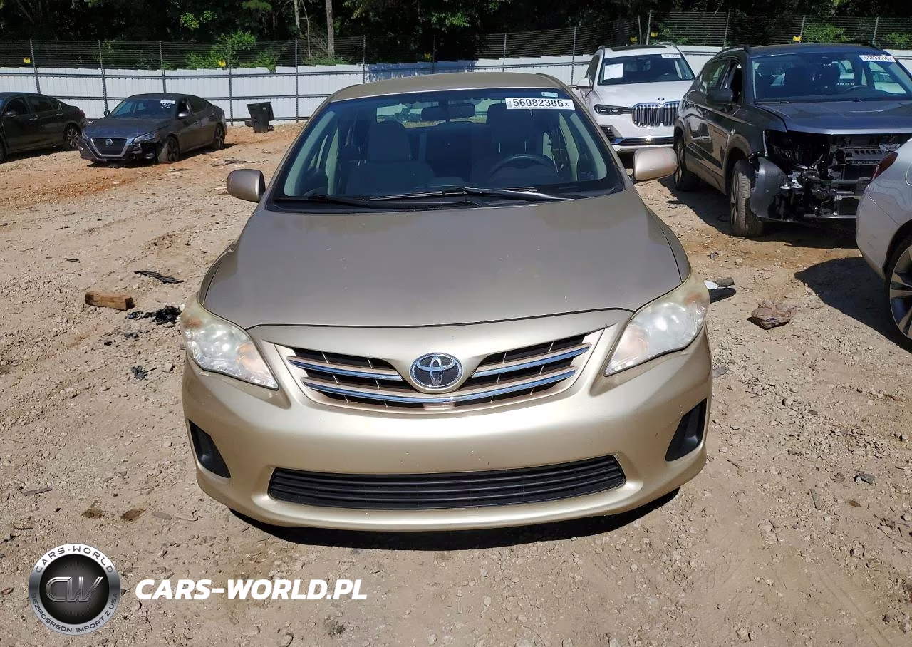 2013 Toyota Corolla Base VIN:JTDBU4EE3DJ114910 - 5