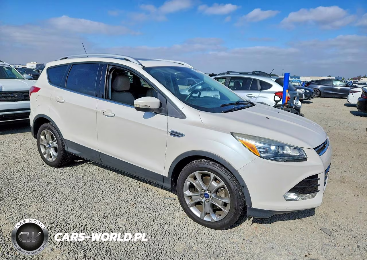 2015 Ford Escape Titanium VIN:1FMCU0J95FUA62845 - 4