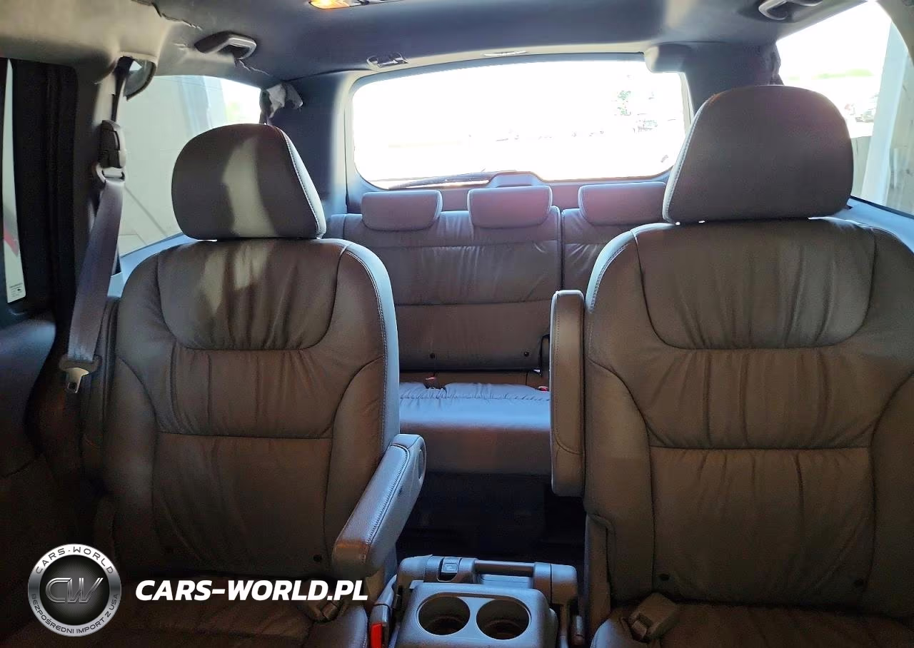 2008 Honda Odyssey Touring VIN:5FNRL38848B010165 - 10