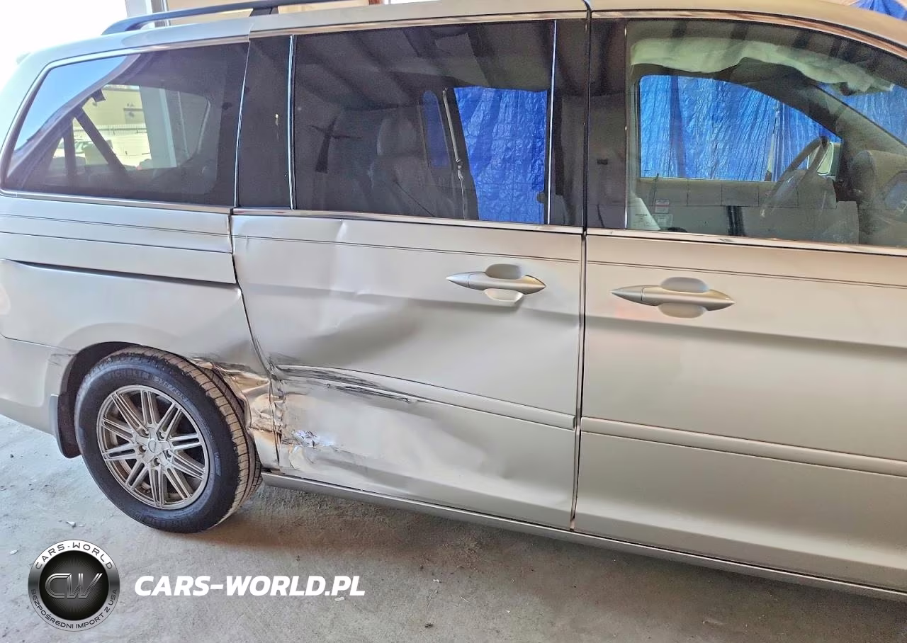 2008 Honda Odyssey Touring VIN:5FNRL38848B010165 - 11