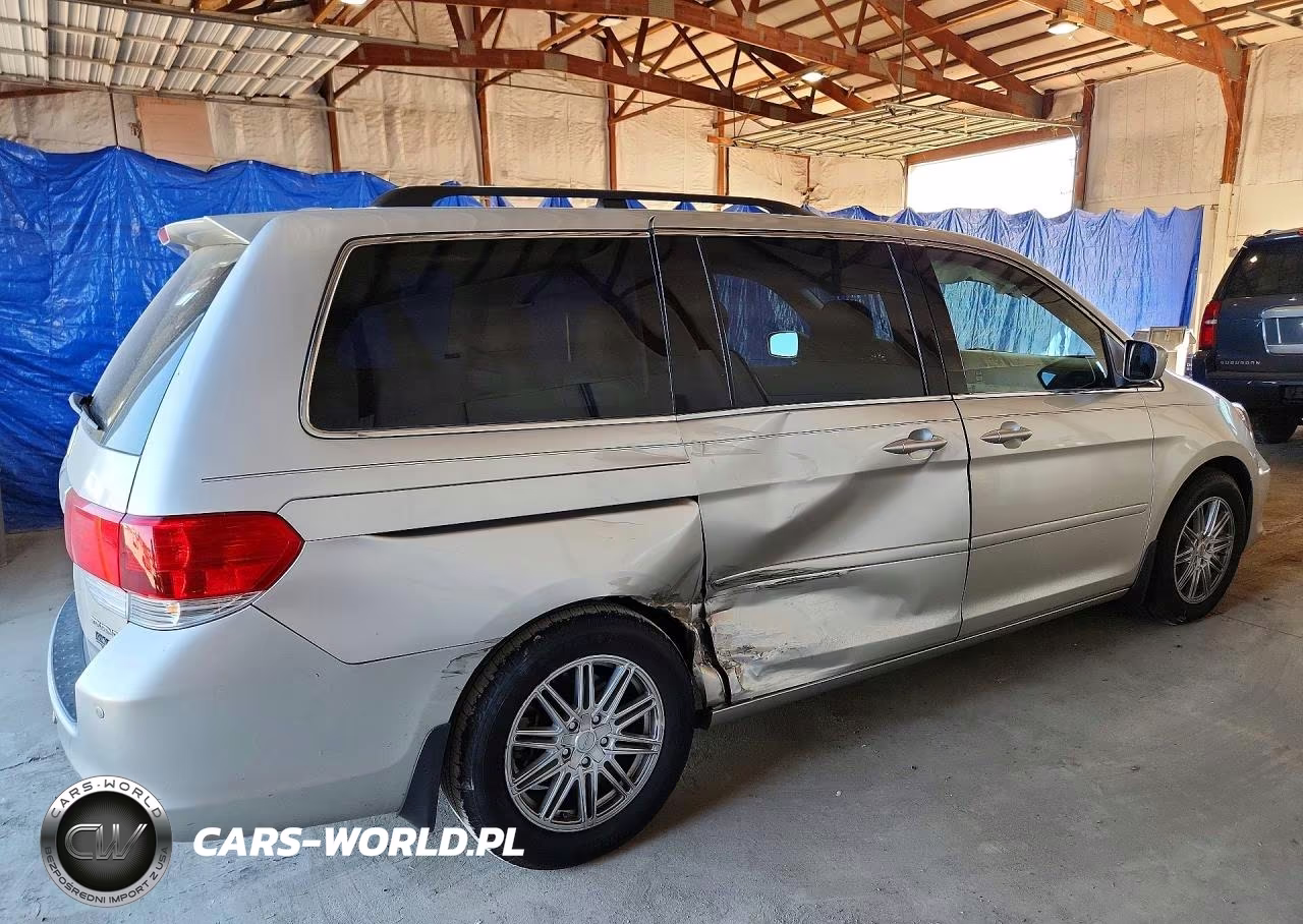 2008 Honda Odyssey Touring VIN:5FNRL38848B010165 - 3