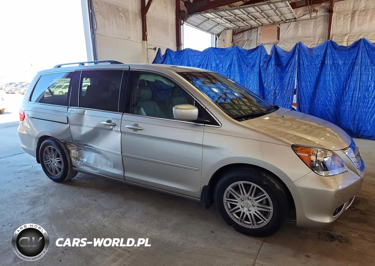 2008 Honda Odyssey Touring VIN:5FNRL38848B010165 - 4