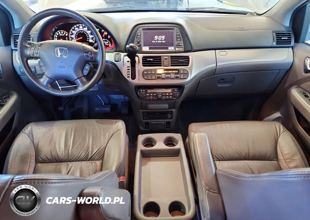 2008 Honda Odyssey Touring VIN:5FNRL38848B010165 - 8