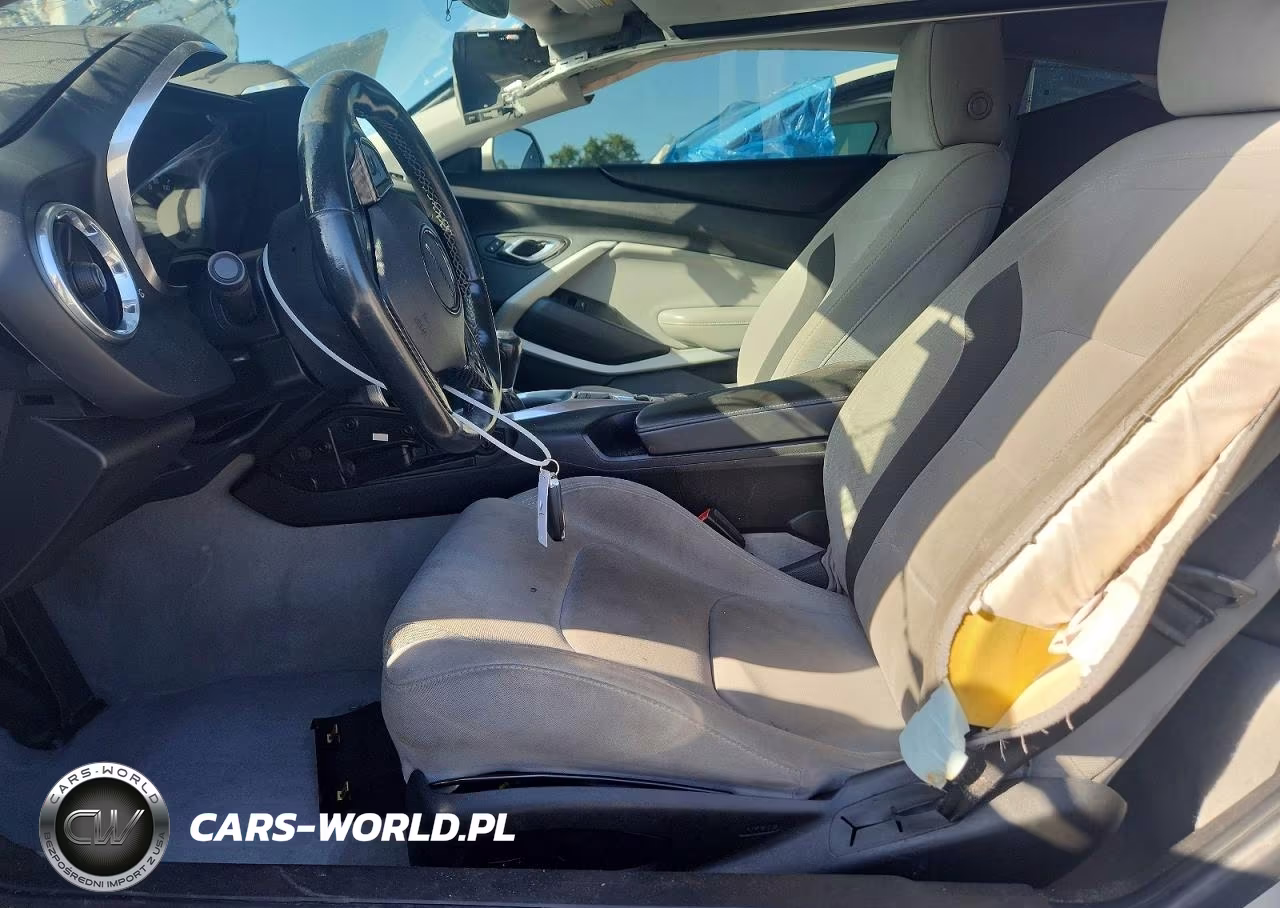 2018 Chevrolet Camaro Ls VIN:1G1FA1RX3J0117059 - 7
