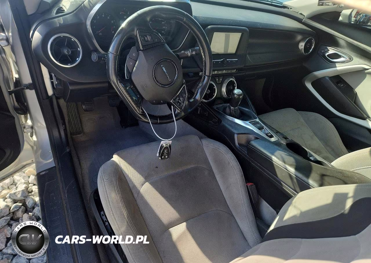 2018 Chevrolet Camaro Ls VIN:1G1FA1RX3J0117059 - 8