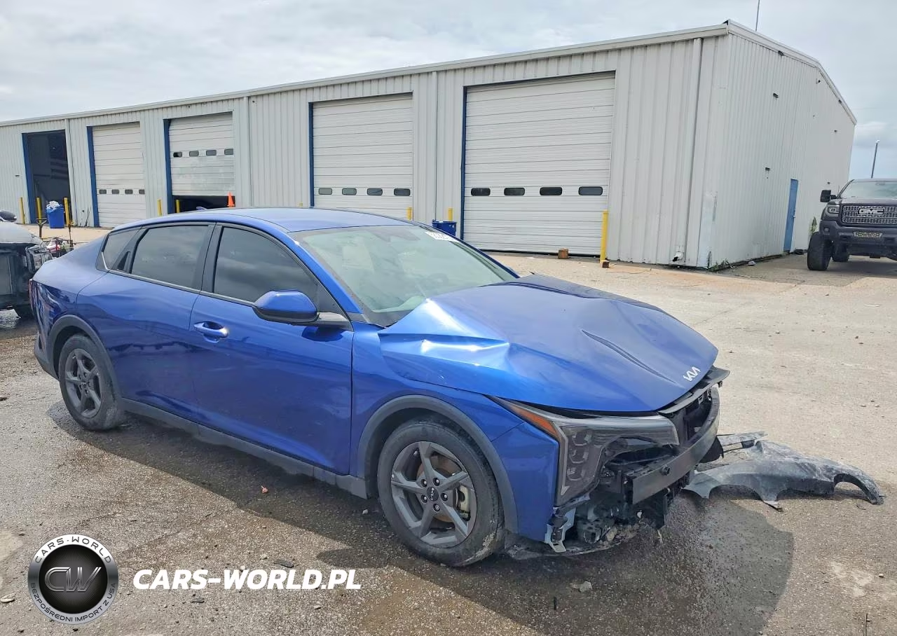 2025 Kia K4 Lxs VIN:3KPFT4DE8SE046006 - 4