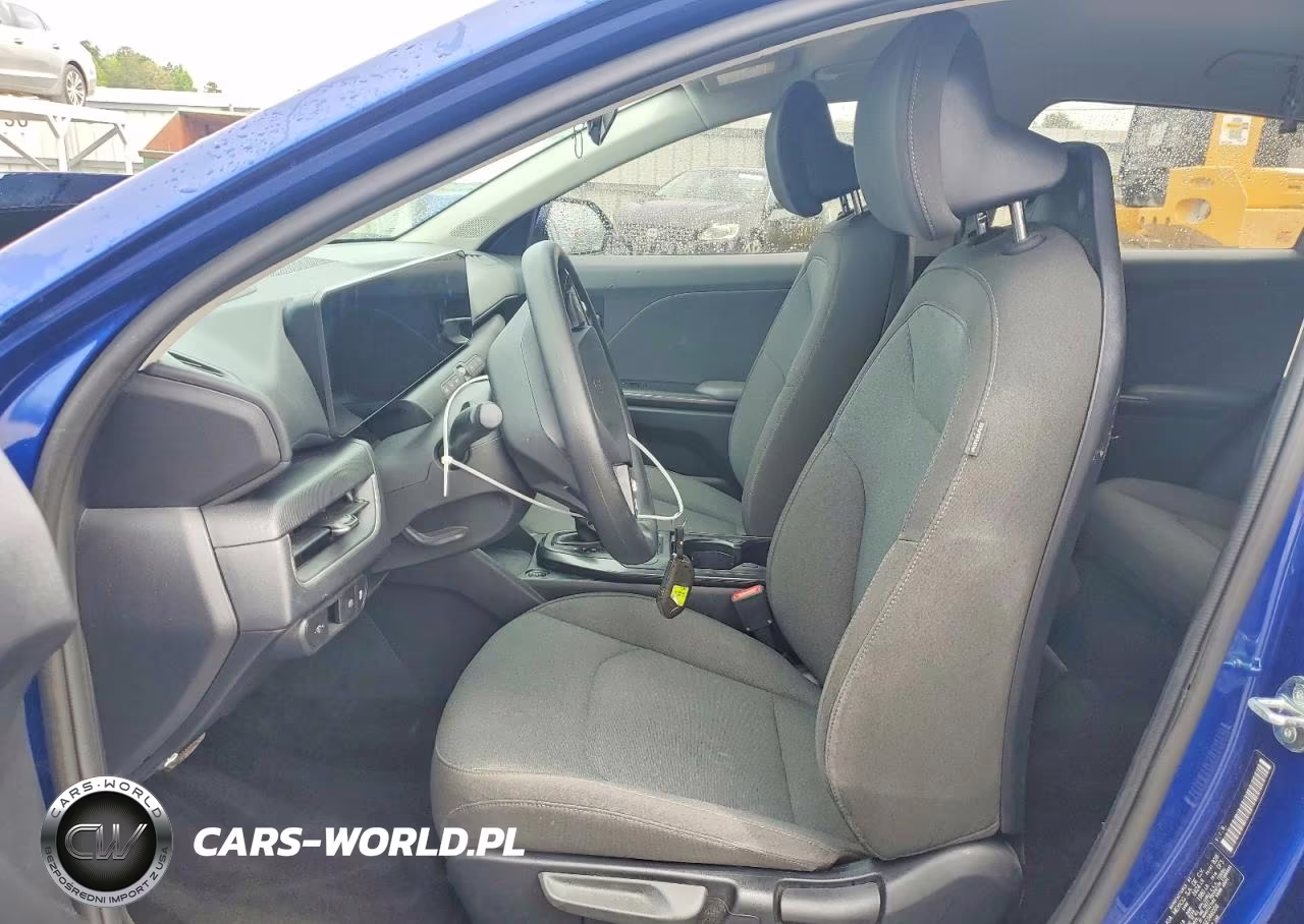 2025 Kia K4 Lxs VIN:3KPFT4DE8SE046006 - 7
