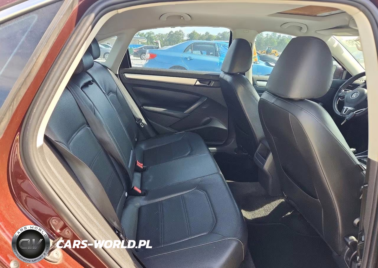 2012 Volkswagen Passat Se VIN:1VWBP7A34CC007121 - 10
