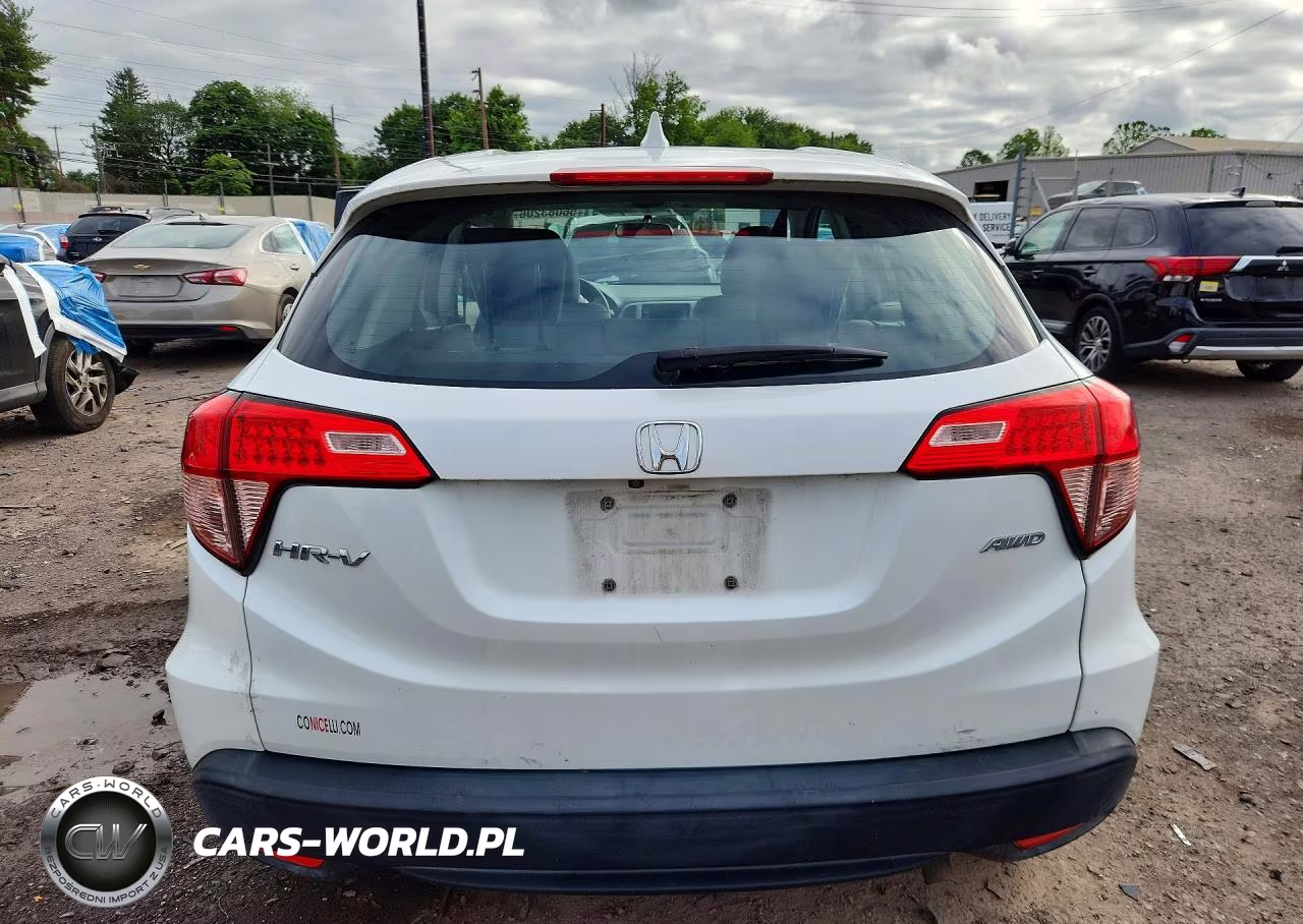 2017 Honda Hr-V Lx VIN:3CZRU6H30HM721645 - 6