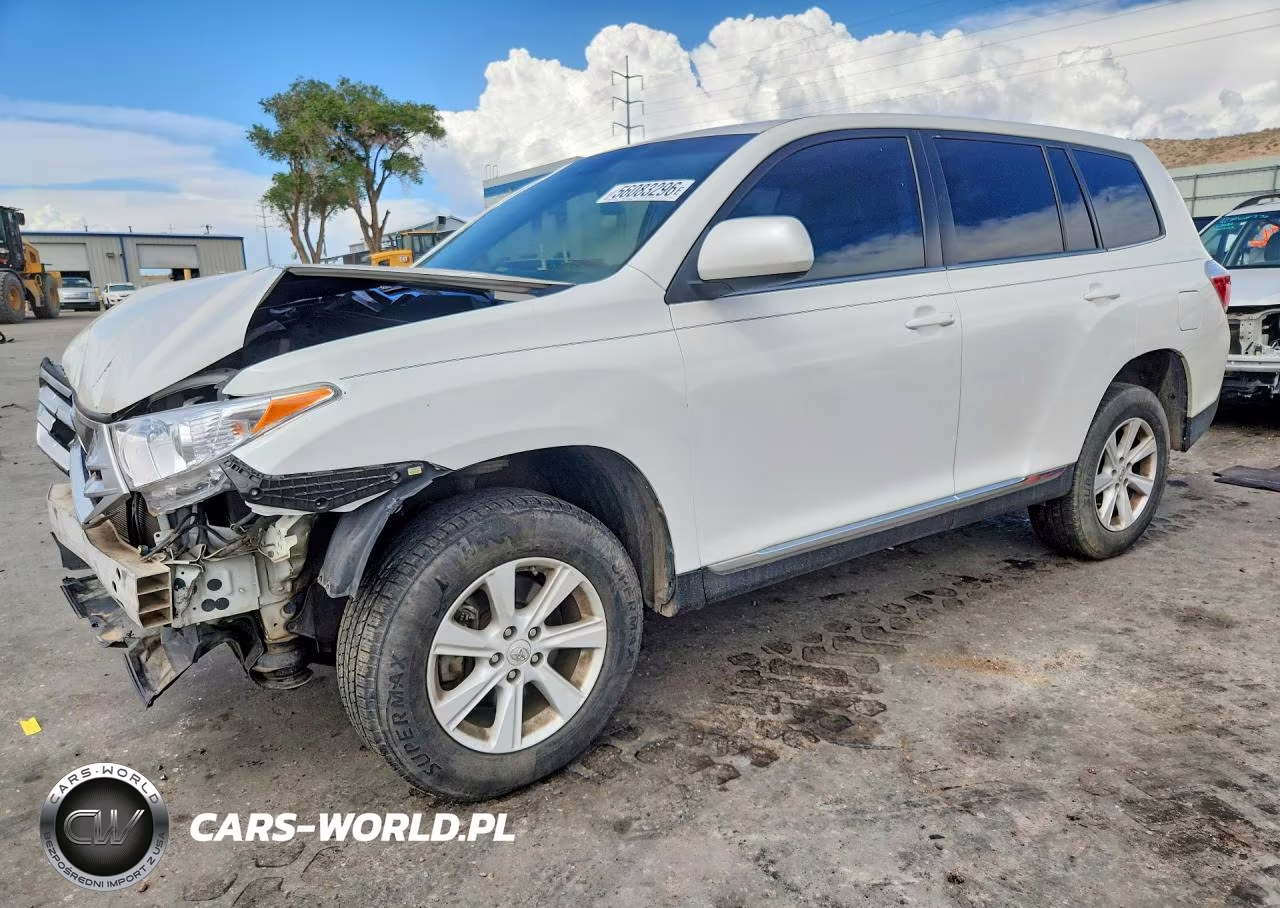2013 Toyota Highlander Base