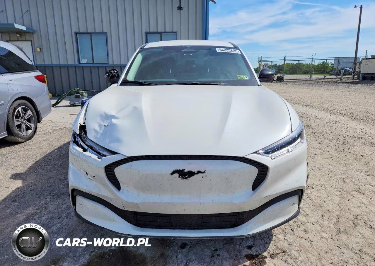 2023 Ford Mustang Mach-E Select VIN:3FMTK1RM1PMA29223 - 5