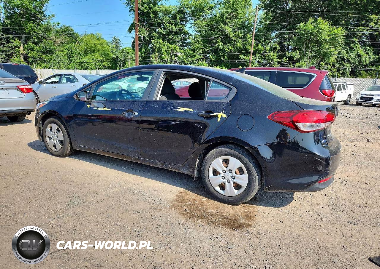 2018 Kia Forte Lx VIN:3KPFK4A76JE237611 - 2