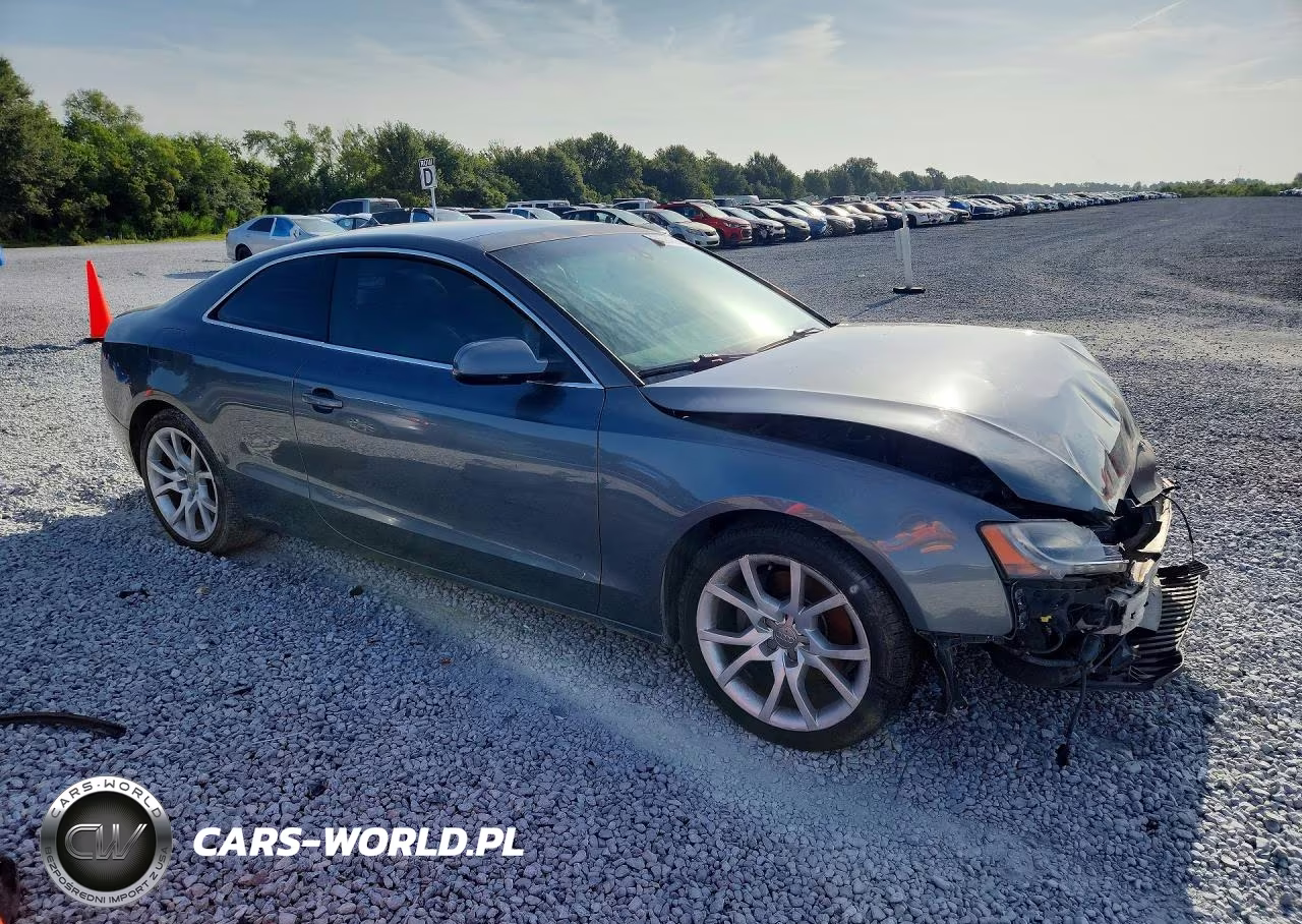2012 Audi A5 Premium Plus VIN:WAULFAFR6CA002077 - 4
