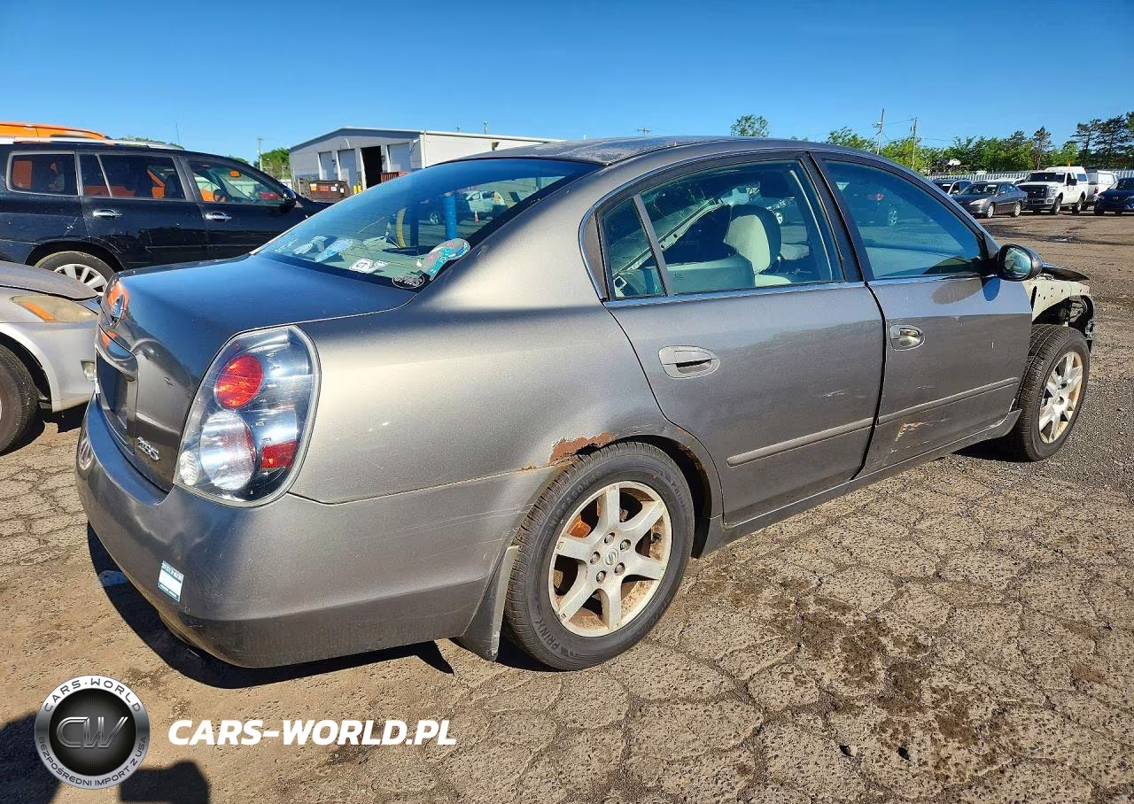 2005 Nissan Altima 2.5 VIN:1N4AL11D15N914700 - 3