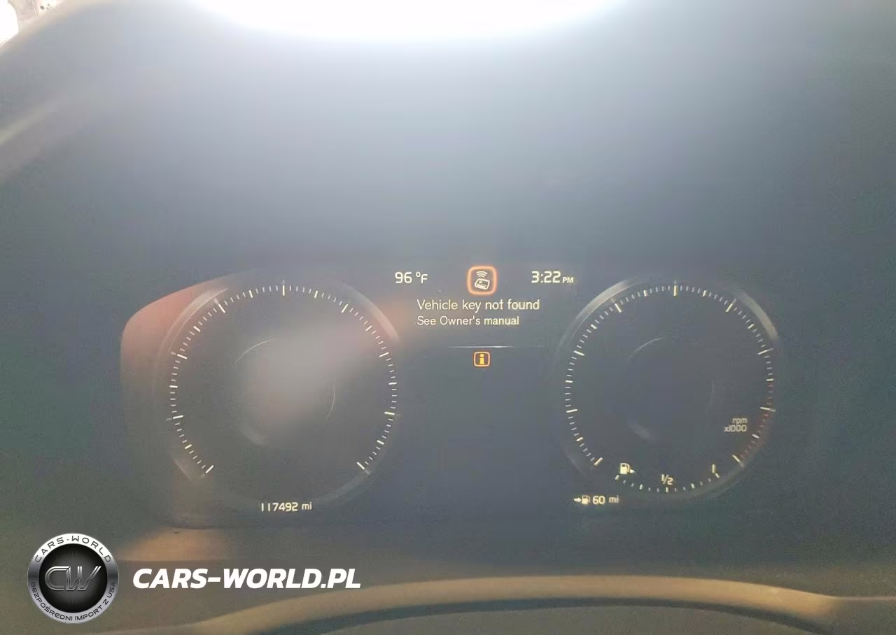 2020 Volvo Xc90 T6 Momentum VIN:YV4A22PK1L1596118 - 9