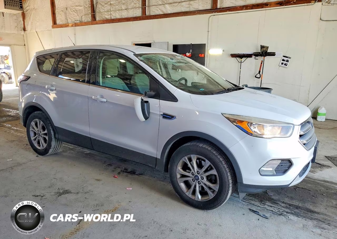 2017 Ford Escape Se VIN:1FMCU9GD2HUE17280 - 4