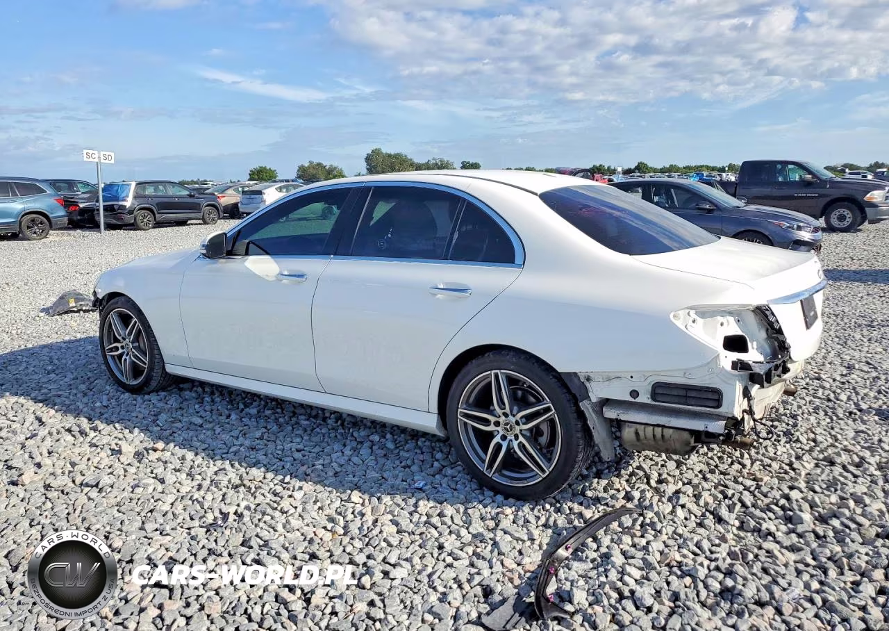 2018 Mercedes-Benz E 300 VIN:WDDZF4JB2JA315851 - 2