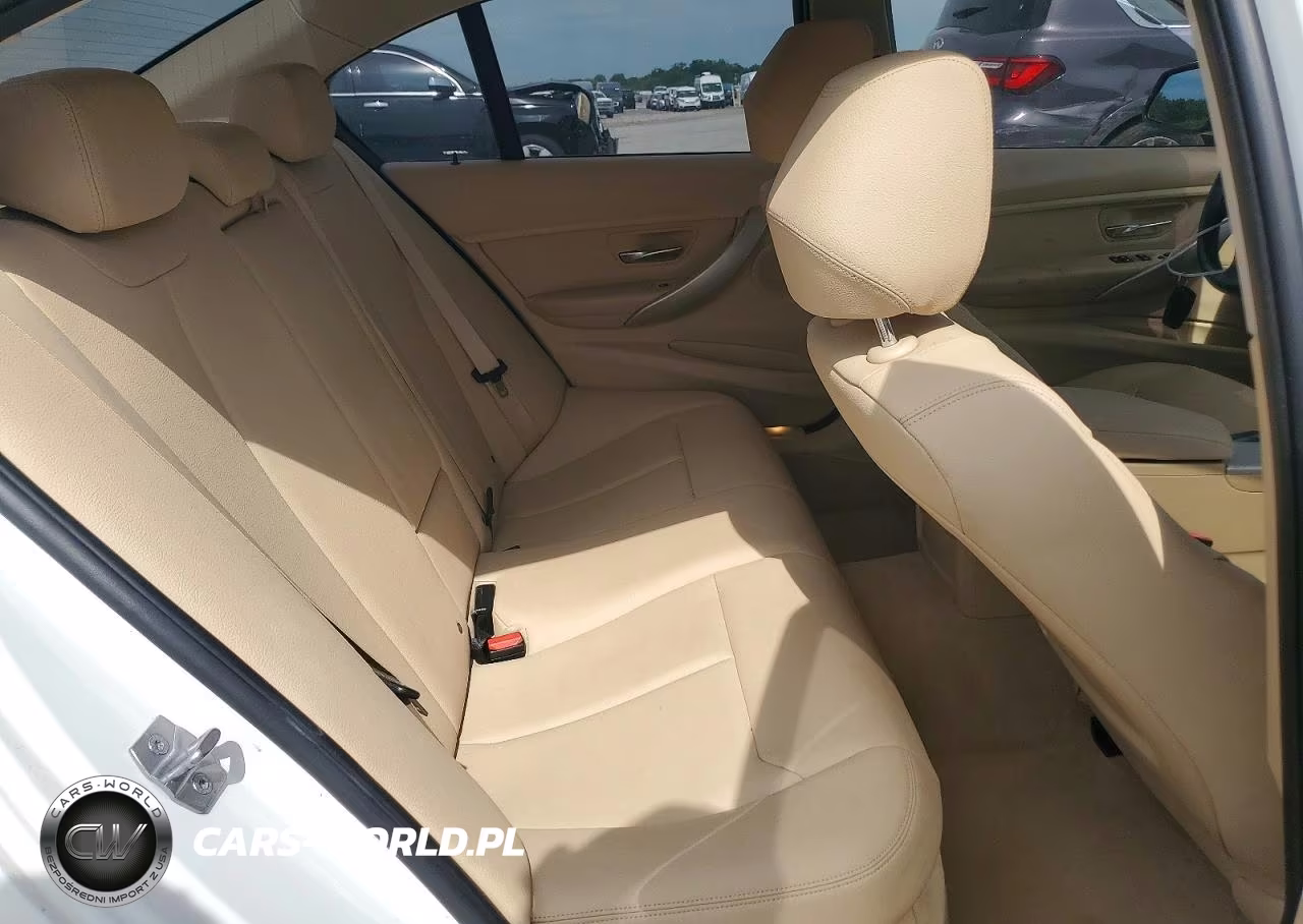 2014 BMW 320 I xDrive VIN:WBA3C3G53ENS72010 - 10