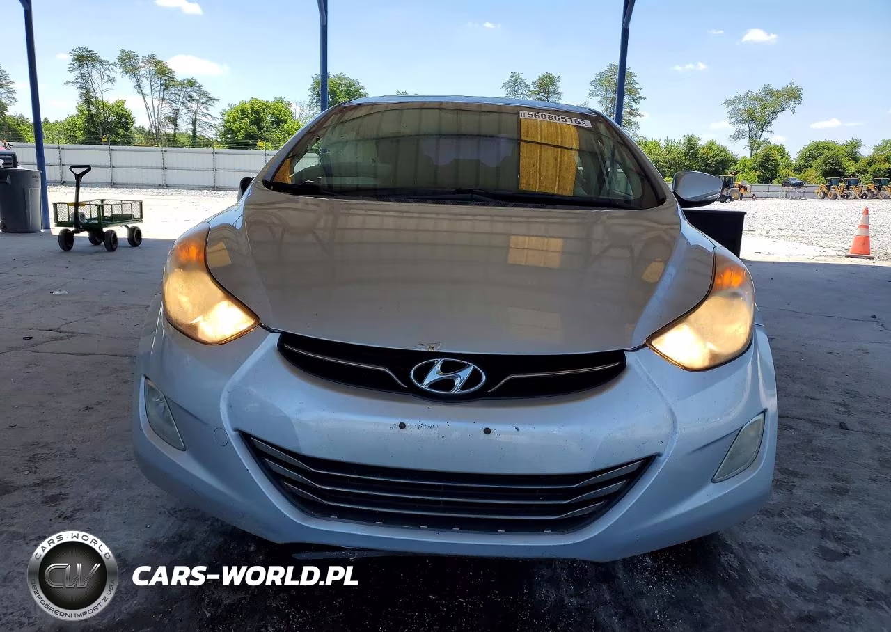 2012 Hyundai Elantra Limited VIN:KMHDH4AE9CU304979 - 5