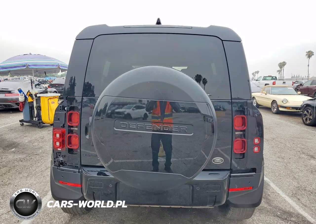 2020 Land Rover Defender 110 Hse VIN:SALE9EEU3L2021298 - 6
