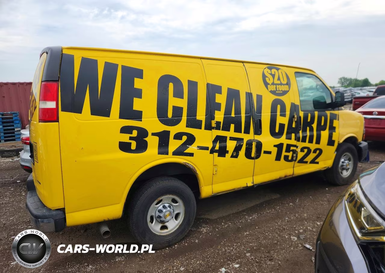 2015 Chevrolet Express G2500 VIN:1GCWGFCF3F1253695 - 3
