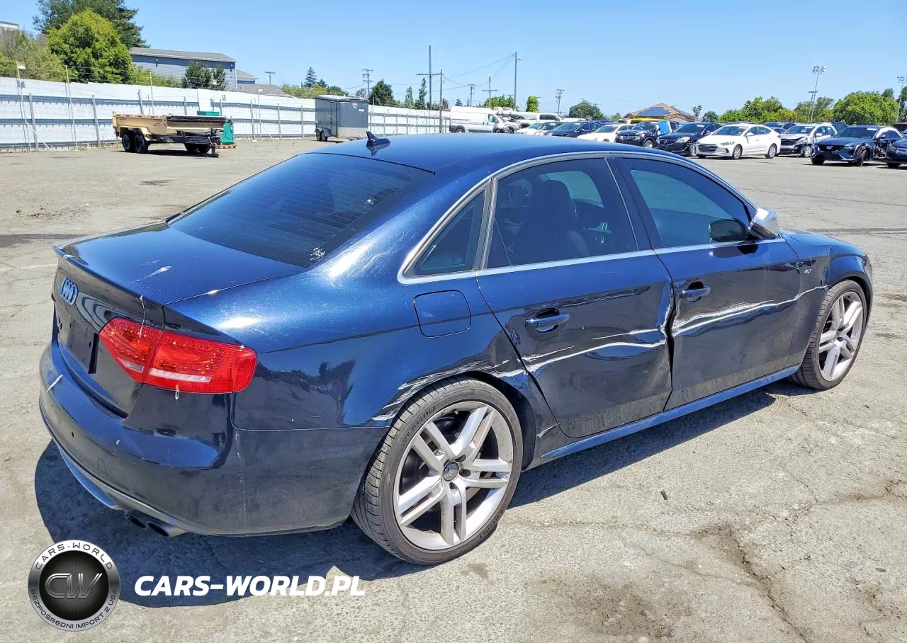 2011 Audi S4 Prestige VIN:WAUKGBFL1BA121034 - 3