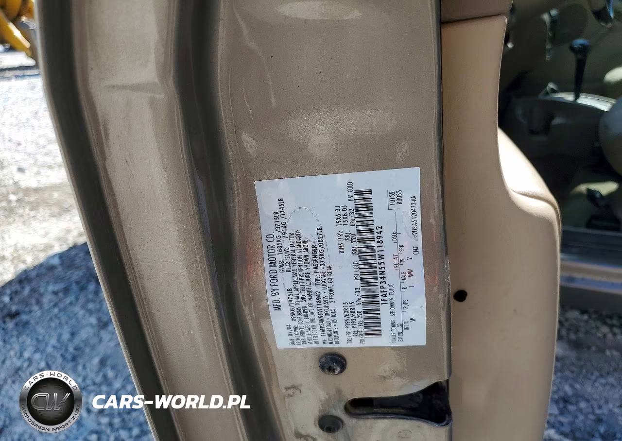 2005 Ford Focus Zx4 VIN:1FAFP34N55W118942 - 12