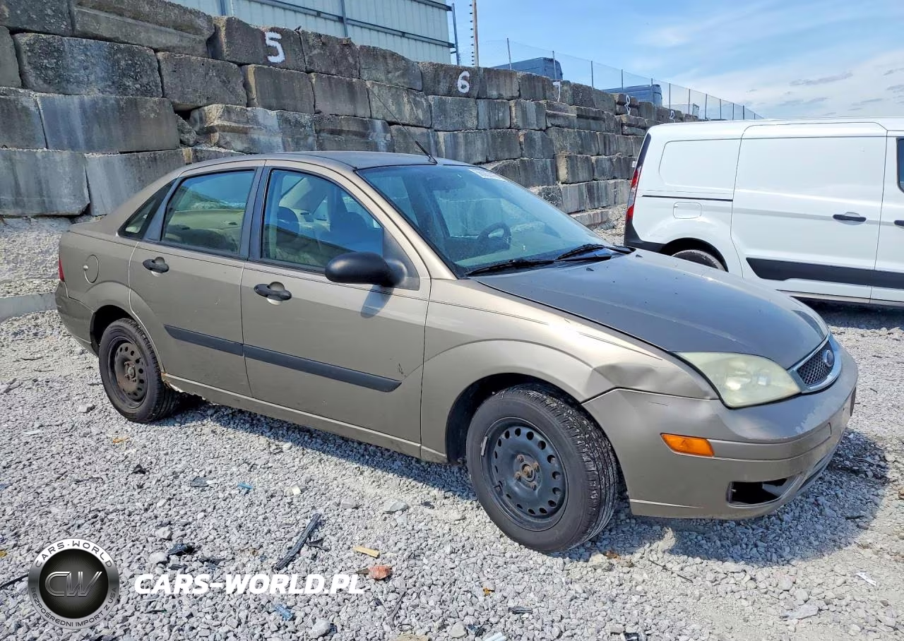 2005 Ford Focus Zx4 VIN:1FAFP34N55W118942 - 4
