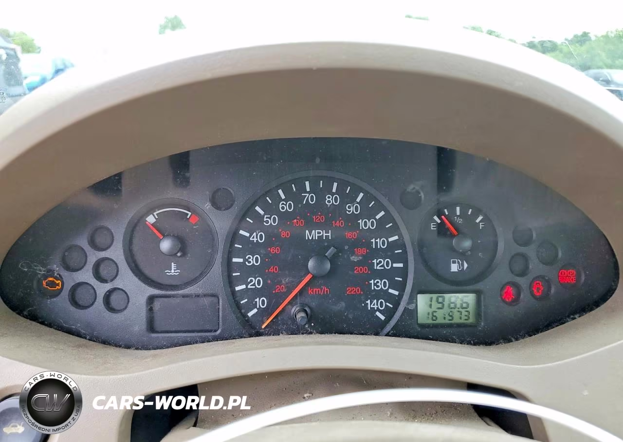 2005 Ford Focus Zx4 VIN:1FAFP34N55W118942 - 9
