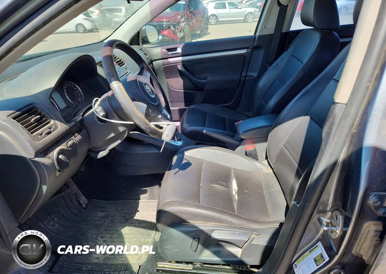 2010 Volkswagen Jetta S VIN:3VWJX7AJ9AM079955 - 7