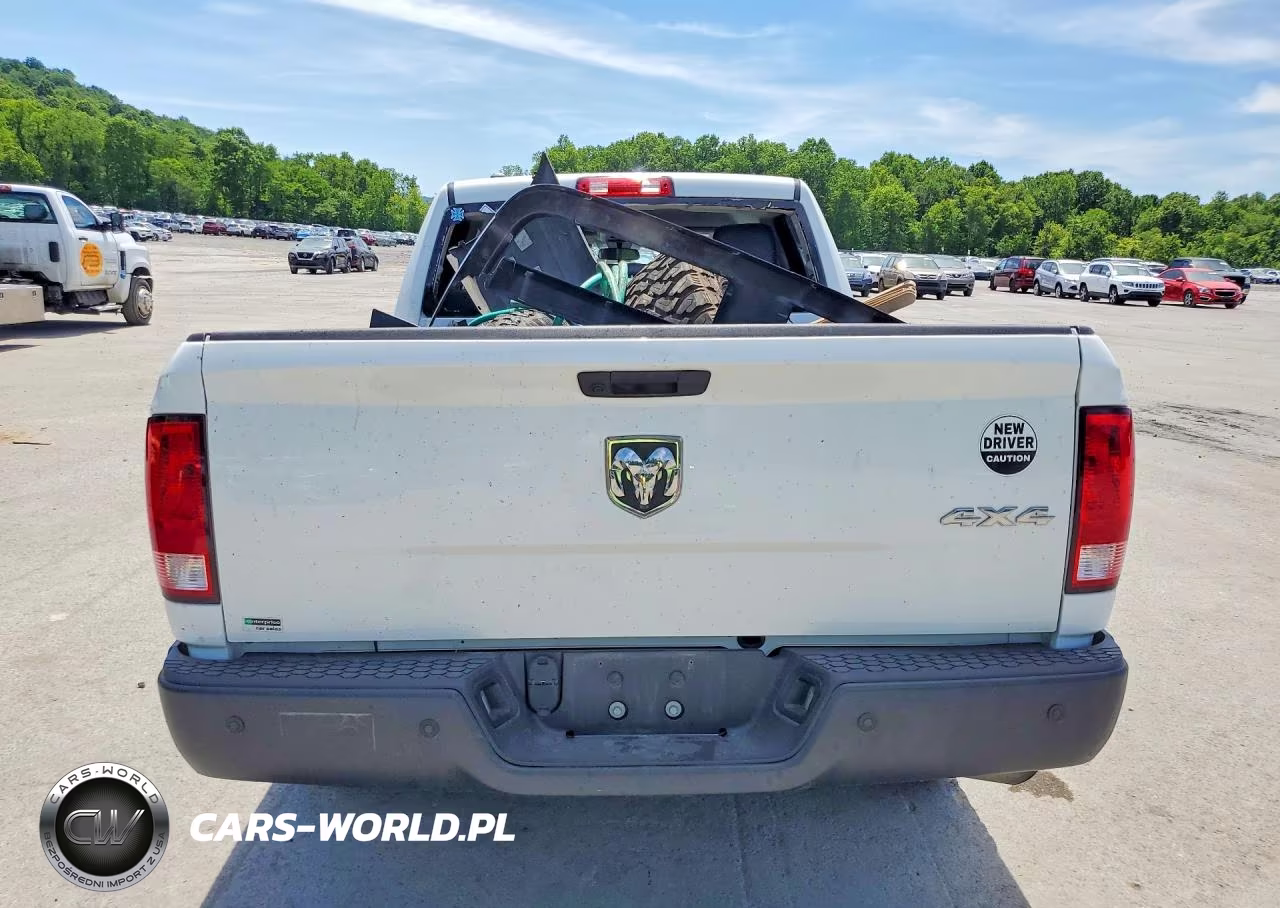 2021 Ram 1500 Classic Tradesman VIN:1C6RR7FG1MS525693 - 6