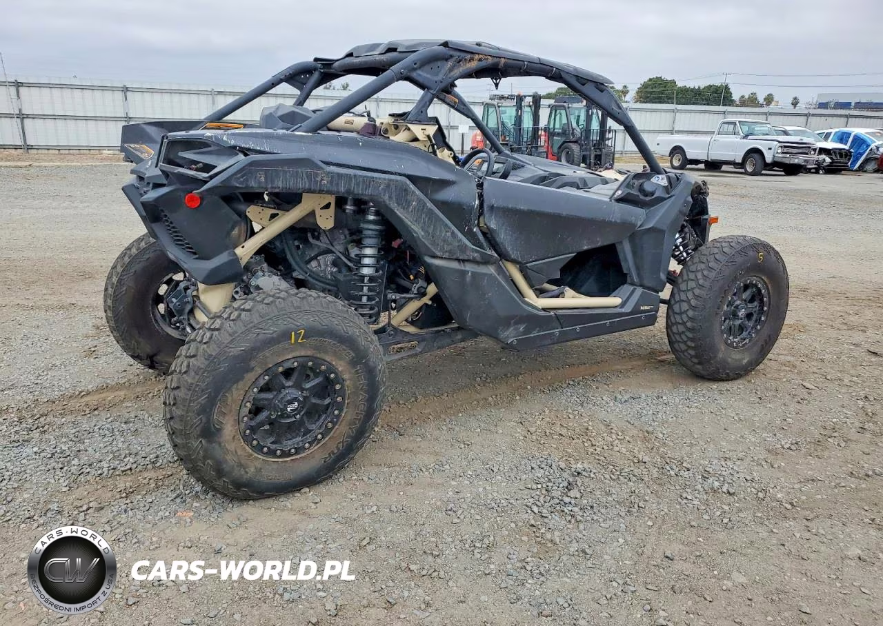 2023 Can-Am Maverick X3 X Rc 64 Turbo Rr VIN:3JBVPAV21PE000014 - 4