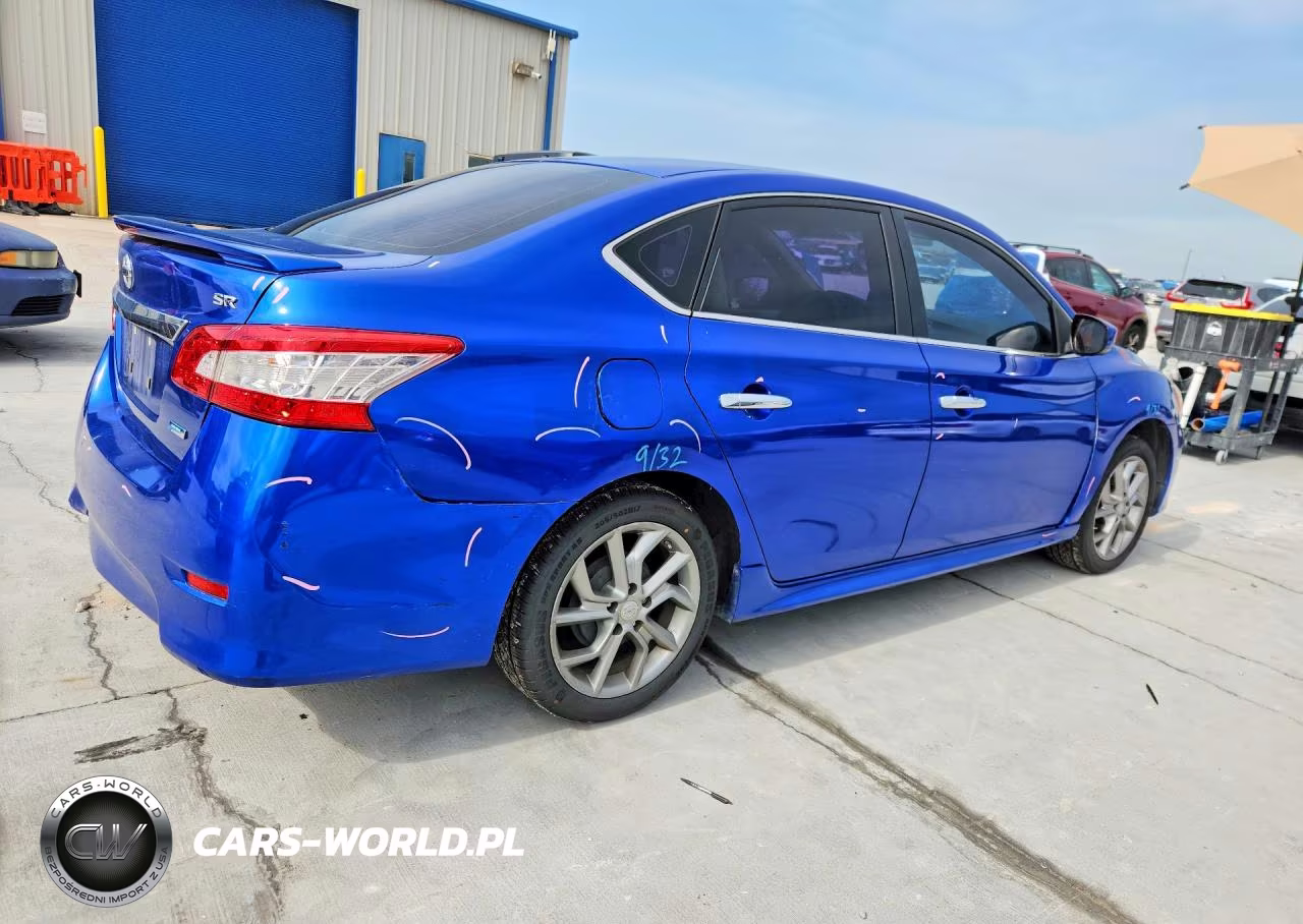 2014 Nissan Sentra Sr VIN:3N1AB7AP4EY326869 - 3