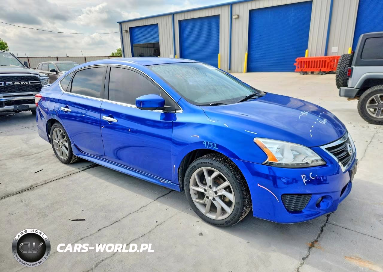 2014 Nissan Sentra Sr VIN:3N1AB7AP4EY326869 - 4
