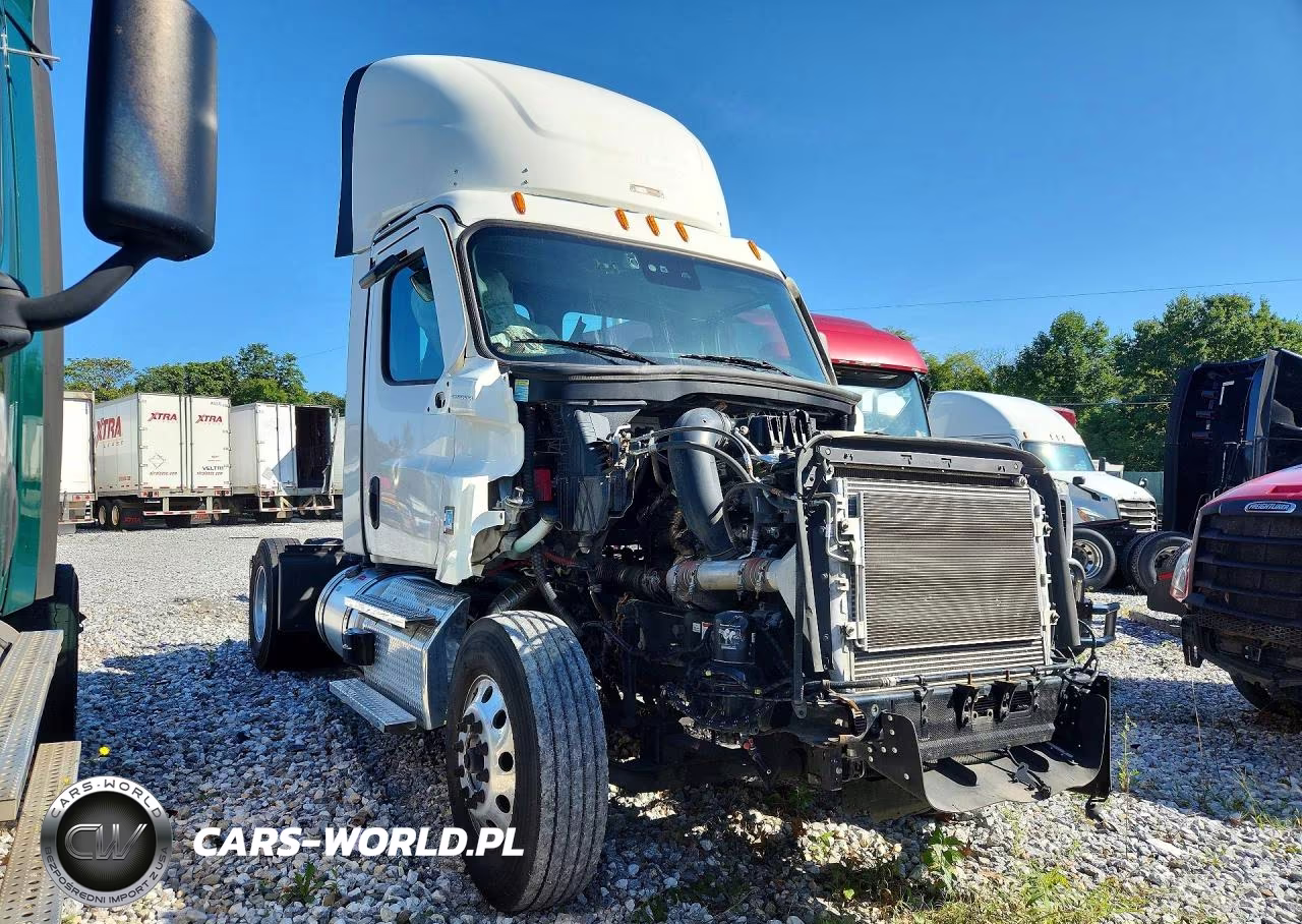 2025 Freightliner Cascadia 126 Semi Truck VIN:3AKBHLDV4SSWH5580 - 4