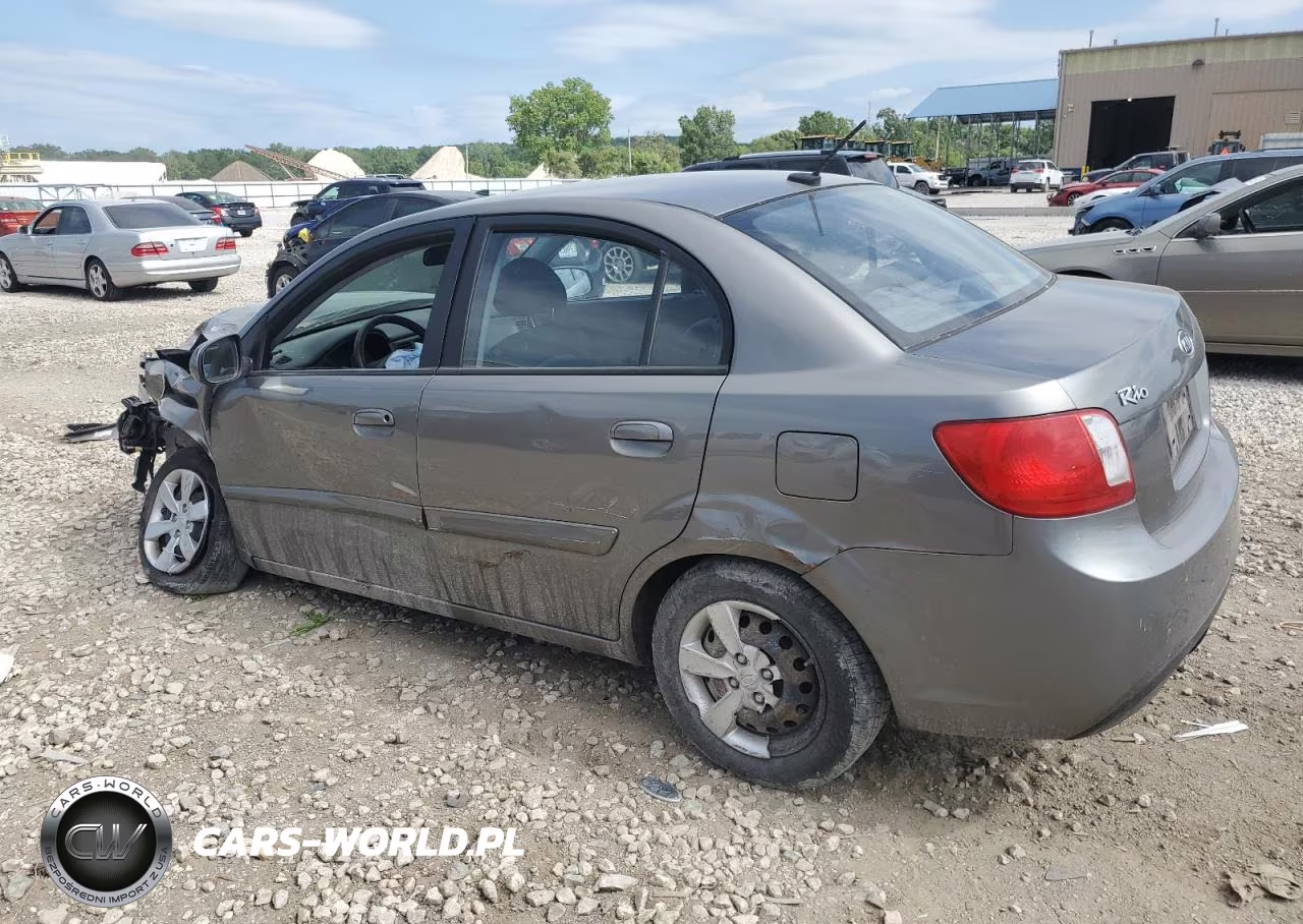 KIA RIO LX VIN:KNADH4A36A6629770 - 2