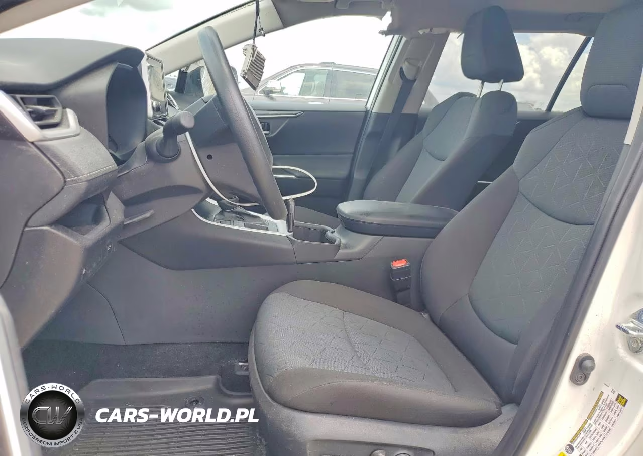 2025 Toyota Rav4 Xle VIN:2T3W1RFV0SC349836 - 7