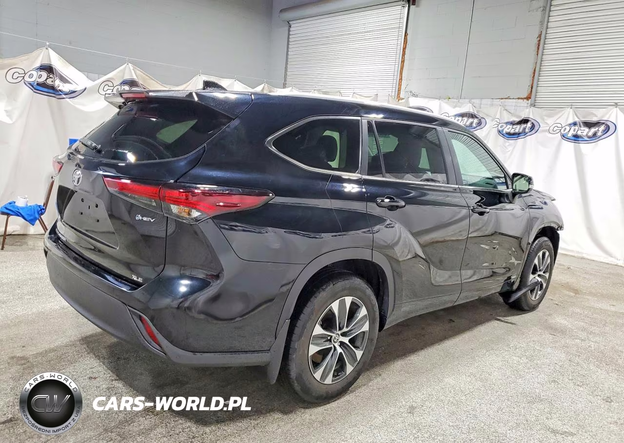 2025 Toyota Highlander Hybrid Xle VIN:5TDKBRCH0SS672634 - 3