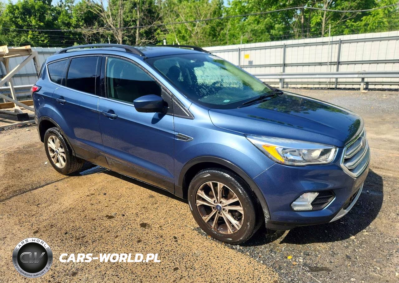 2018 Ford Escape Se VIN:1FMCU9GD6JUC10591 - 4