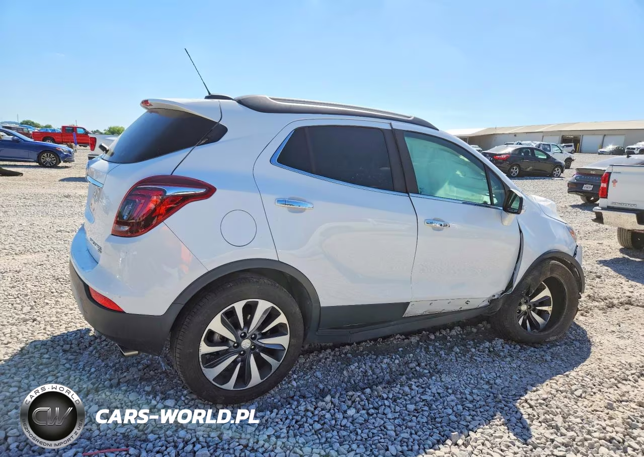 2020 Buick Encore Essence VIN:KL4CJGSB5LB043852 - 3