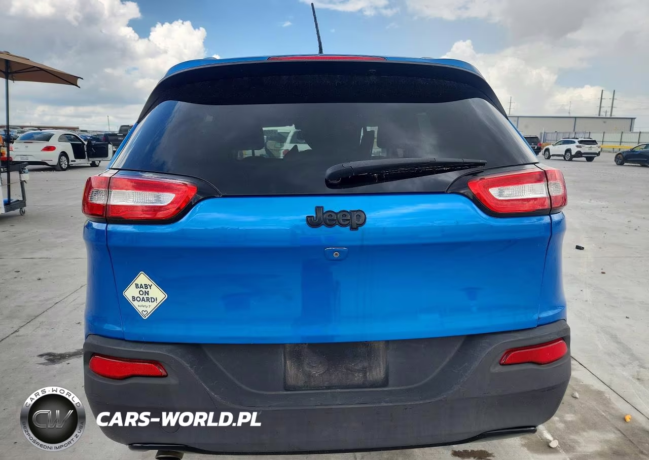 2018 Jeep Cherokee Latitude VIN:1C4PJLCB9JD620480 - 6
