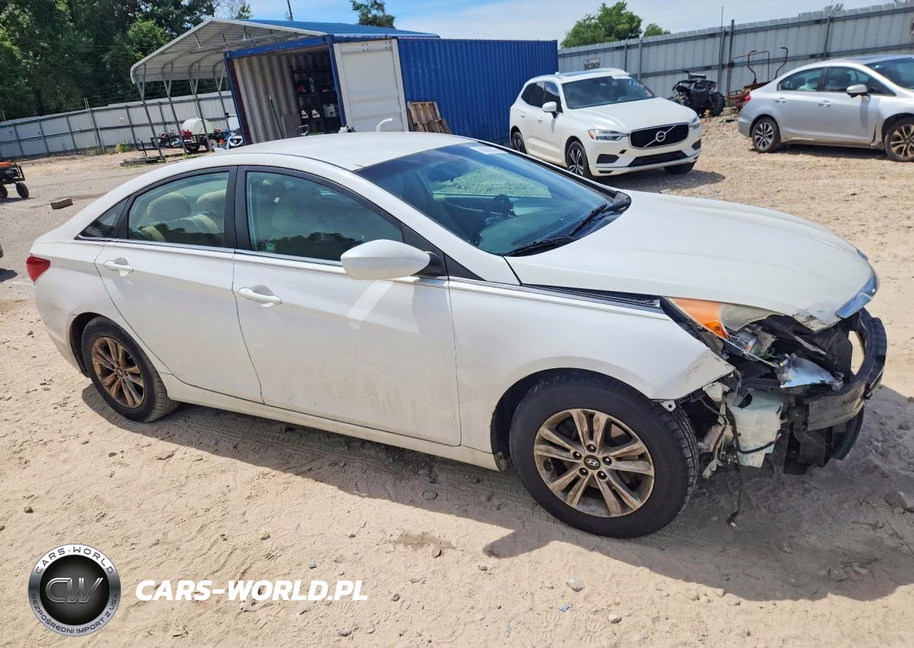 2013 Hyundai Sonata Gls VIN:5NPEB4AC4DH767889 - 4